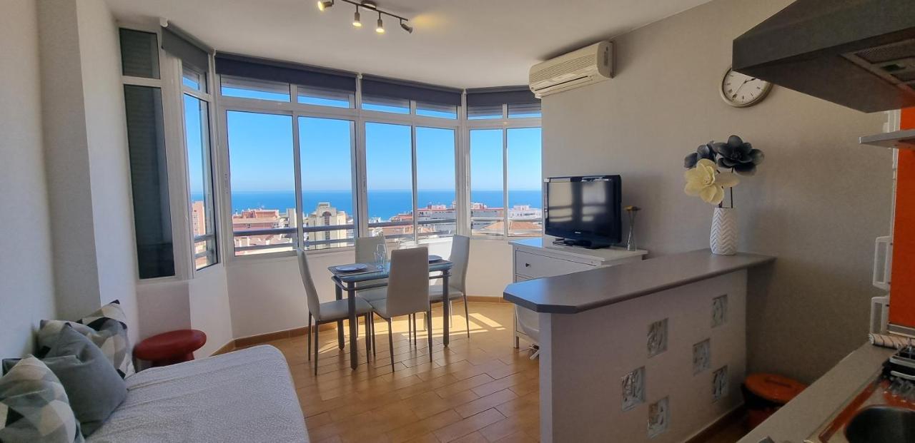 شقة توريمولينوس  في Apartamento En El Centro, 3 Personas Con Vistas المظهر الخارجي الصورة